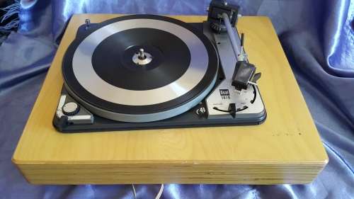 Dual 1019 turntable